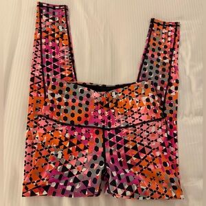 Victoria’s Secret Victoria Sport Knockout Colorful Geometric Leggings Size S